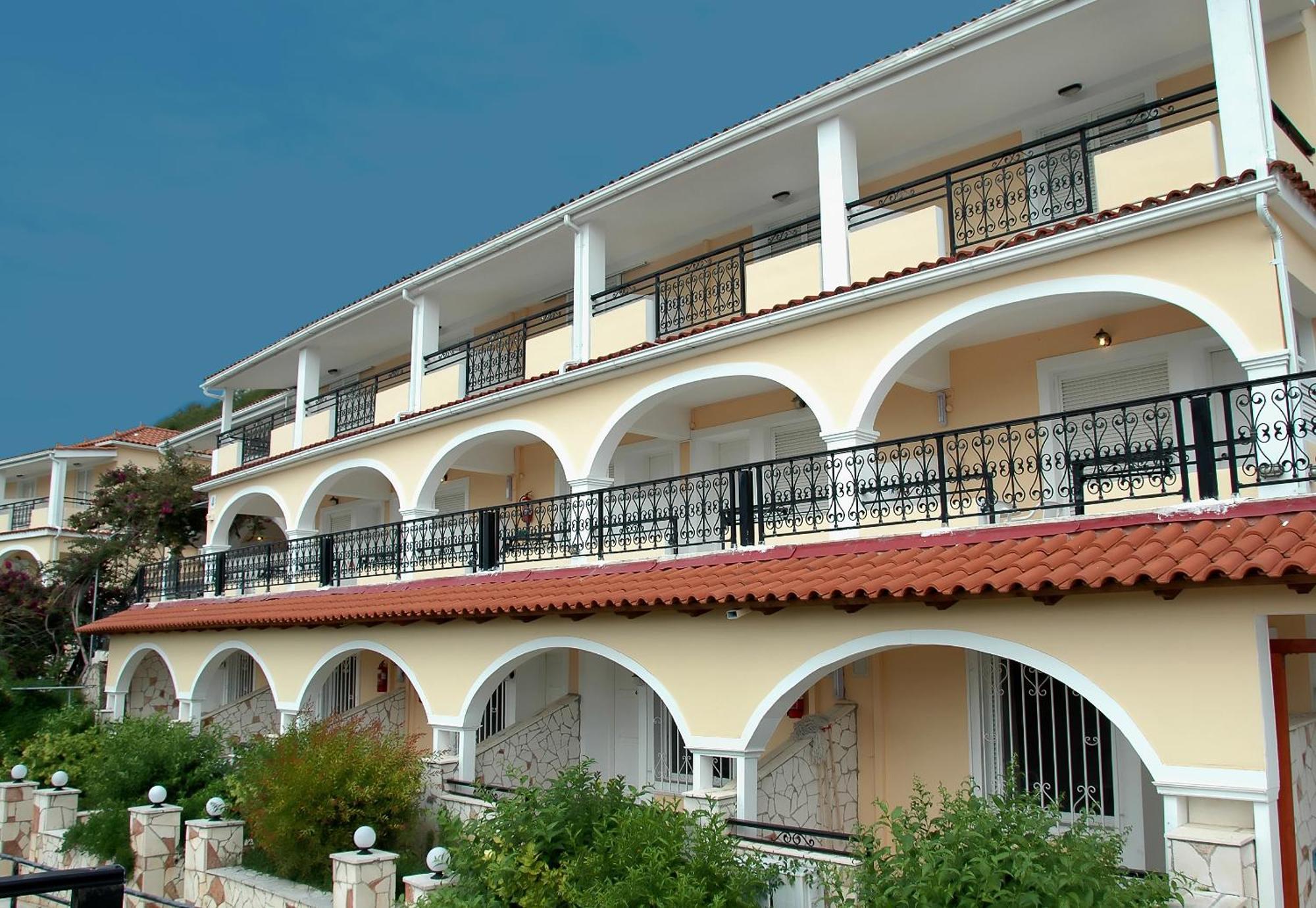 Zante Palace Aparthotel Циливи Екстериор снимка