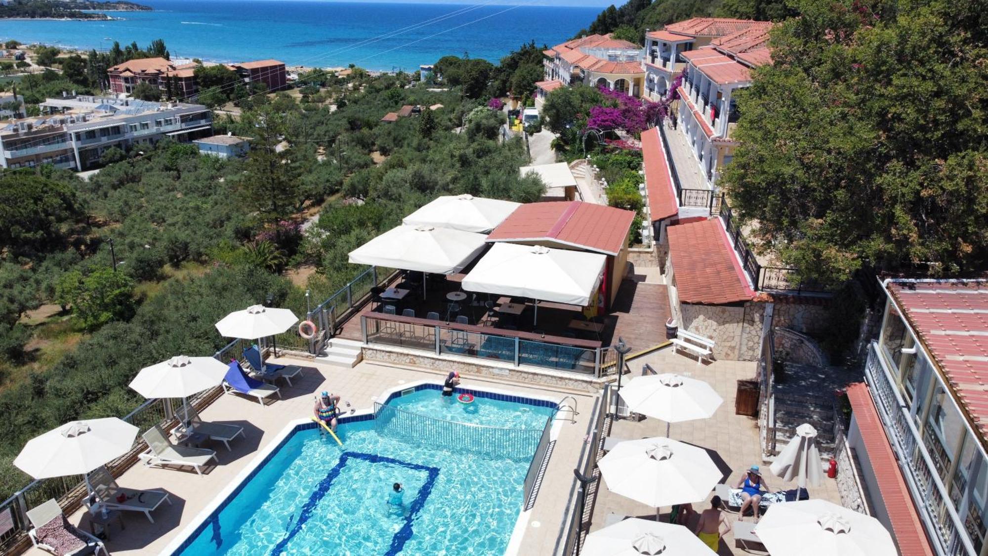 Zante Palace Aparthotel Циливи Екстериор снимка